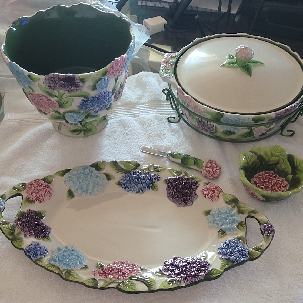 Temptations Floral Ceramic Serveware Set with Tray and Covered Dish